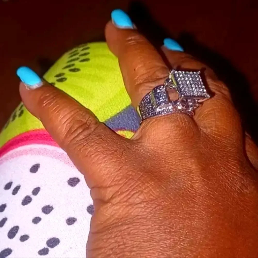 Unisex diamond Wedding ring sz 9